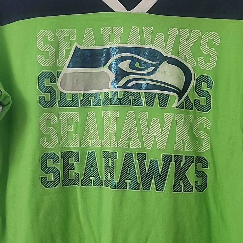 Seahawks Ladies V-neck, Long Sleeve Size XL - Picture 3 of 4